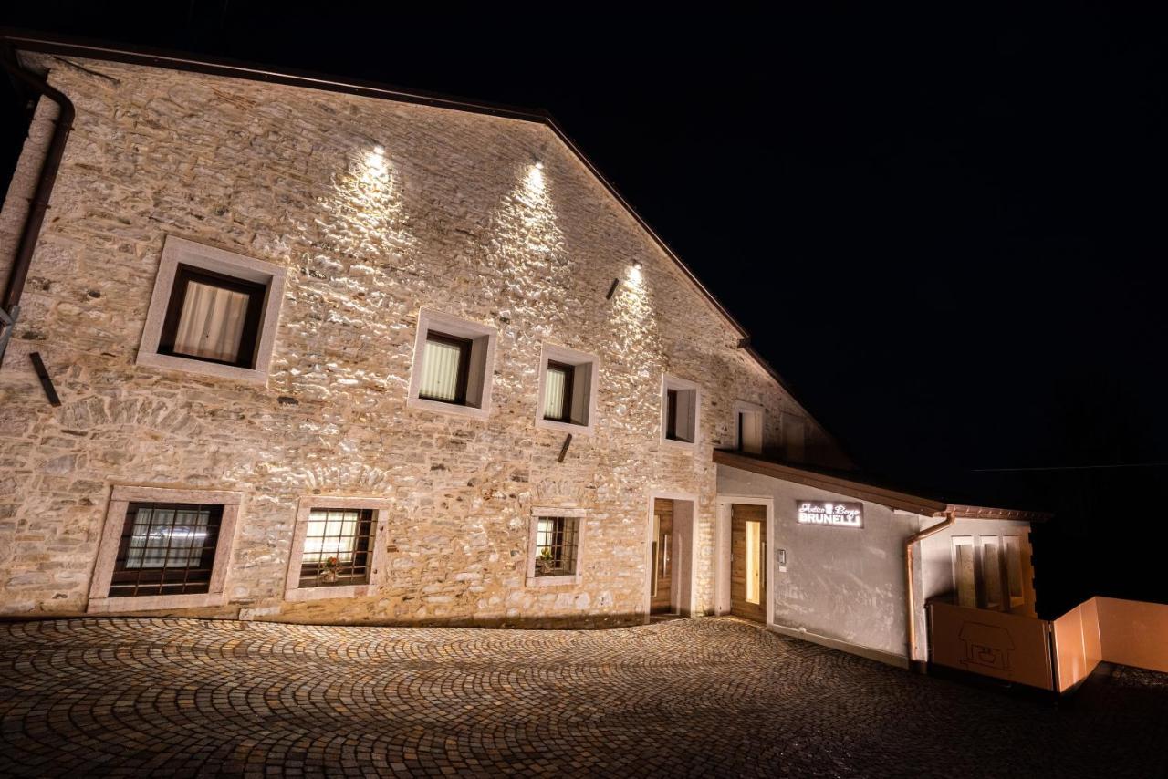 Antico Borgo Brunelli Conco Eksteriør billede